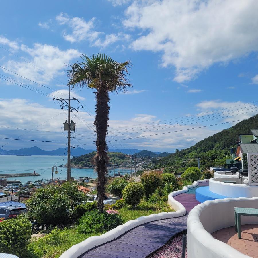 Soulmate Pension Namhae Exterior foto